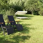 Am Alten Apfelbaum - 1 *