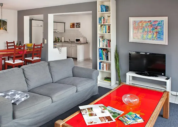 Am Alten Apfelbaum - 1